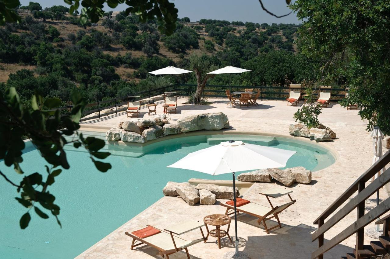 Отель Relais Parco Cavalonga Доннафугата Экстерьер фото