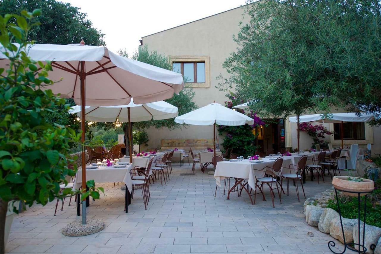 Отель Relais Parco Cavalonga Доннафугата Экстерьер фото