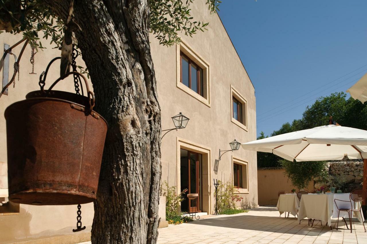 Отель Relais Parco Cavalonga Доннафугата Экстерьер фото